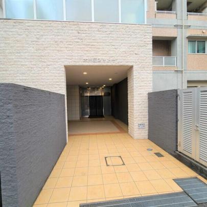 �G���g�����X