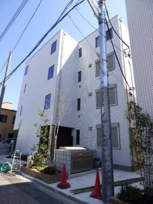 �N���[���V�G��