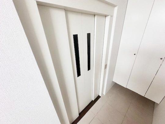 ロビー