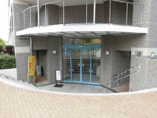 �G���g�����X