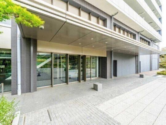 �G���g�����X