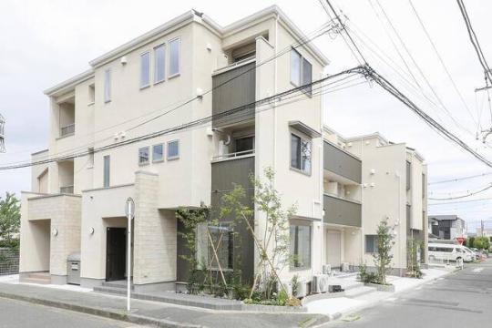 ���B���t�H���X�g���V���i