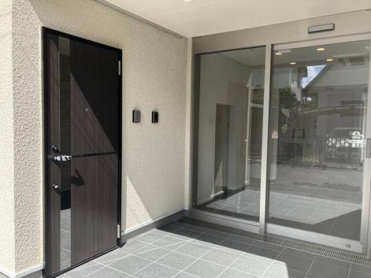 �G���g�����X