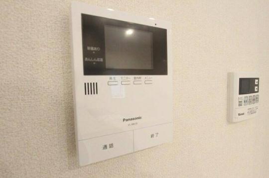 ���j�^�[�t���C���^�[�z���ł�