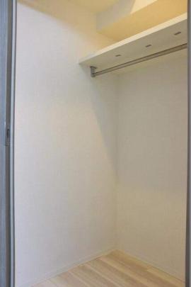 �N���[�[�b�g�t��