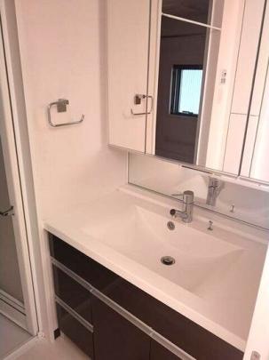 ���ʉ��ϑ�