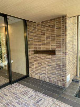 �G���g�����X