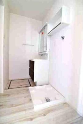 �Ɨ����ʑ�