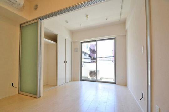 �N���[�[�b�g����I