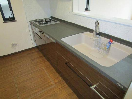 �V�X�e���L�b�`��