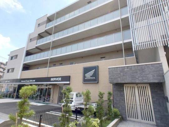 外観タイル張りです