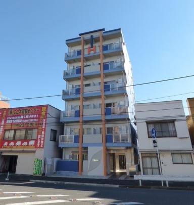 外観タイル張りです