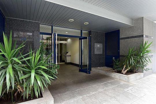 �G���g�����X