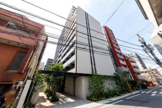 外観タイル張りです