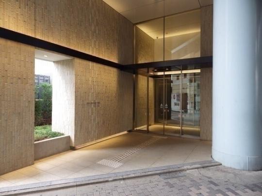 �G���g�����X