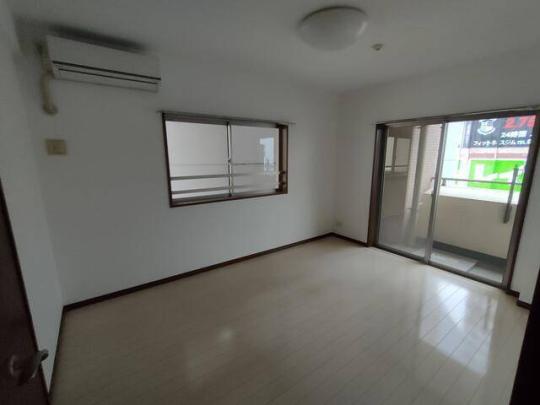 �G�A�R���t���ł�