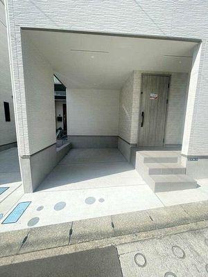 �G���g�����X