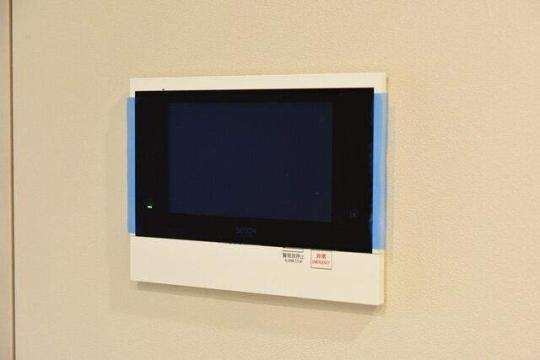 ���j�^�[�t���C���^�[�z��