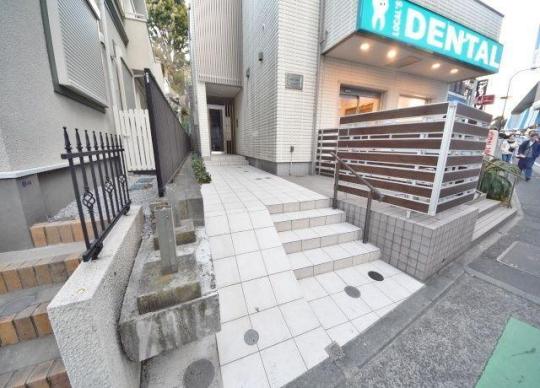 �G���g�����X