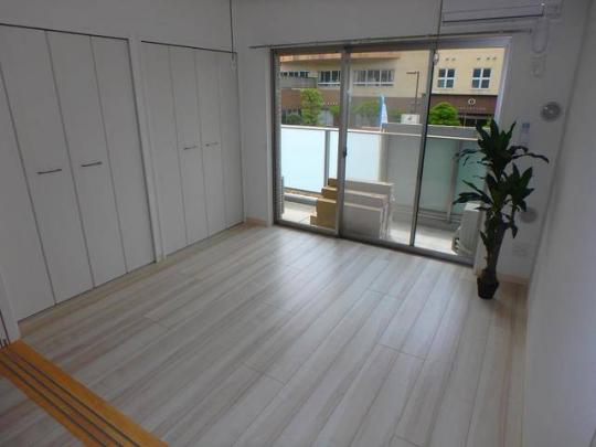 �N���[�[�b�g����I