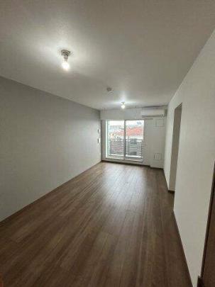 �N���[�[�b�g����I