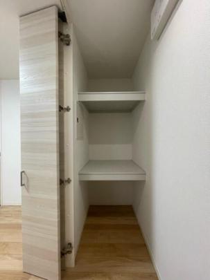 �N���[�[�b�g�t��