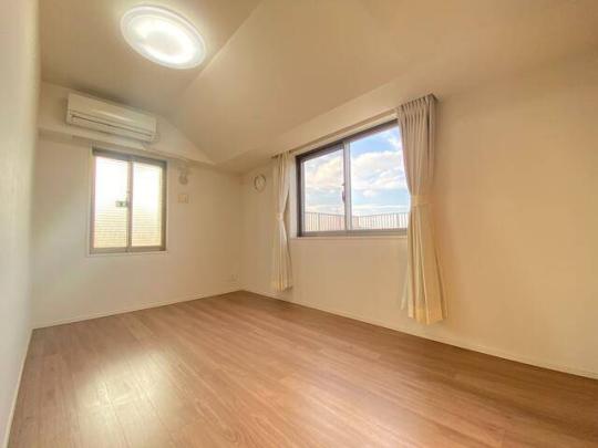 �t���[�����O