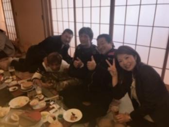 気の置けない仲間たちがみんなあなたを待っていますよ。<br />毎日、地区の情報交換して、お客様のお役にたてるようグルメ情報や<br />町のスーパーのお得情報、美容院のオススメ店や子育て世代のお客様の<br />知りたい聞きたい市の制度について、また住宅ローンの相談まで、そんなことでも<br />御相談に応じることができるように、日々勉強会を開いています。<br />皆さんの、ココが聞きたい!知りたい!をお聞かせ下さい。<br />みんなが一生懸命なのが弊社の特徴です。