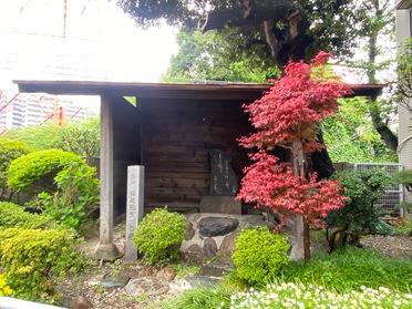 芭蕉の句碑