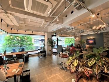 お洒落な店内