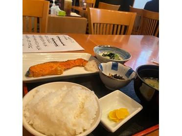 銀鮭塩焼き定食