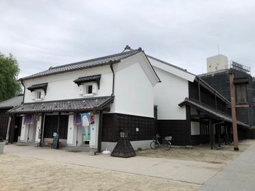 懐かしい雰囲気の建物が特徴です♪