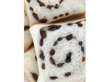 れーずん食パン