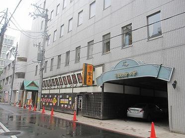 フロンティアビル到着!