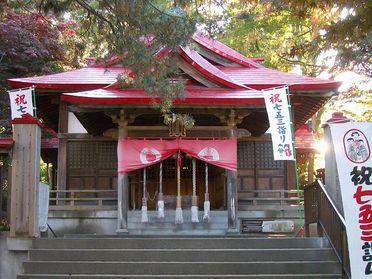 北海道で唯一の伏見稲荷さんです