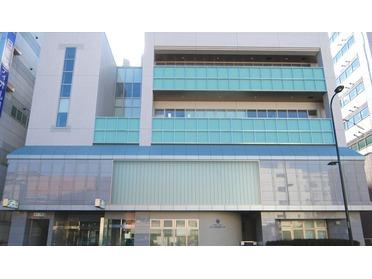 西18丁目駅6番出口直結です