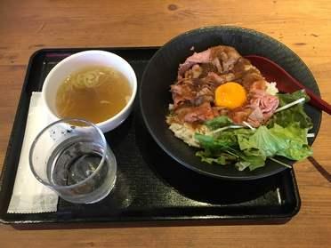 ローストビーフ丼