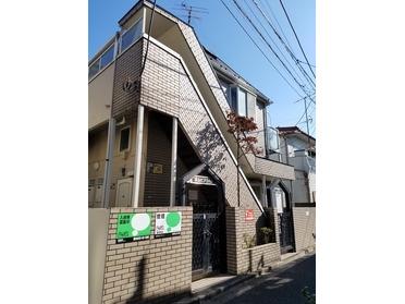 タイル張りのきれいな建物ですよ