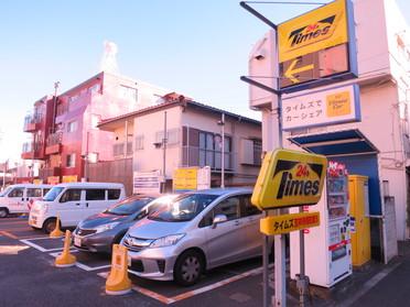 タイムズ吉祥寺南町第五パーキング内です。