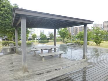 ベンチ