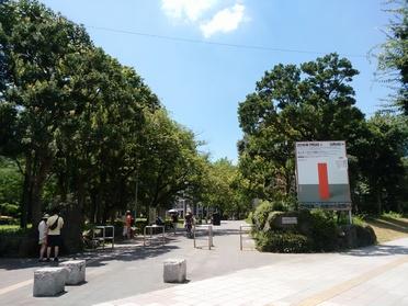公園入口