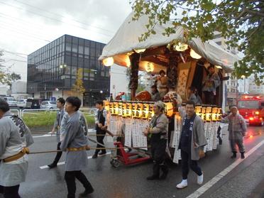 山車巡行
