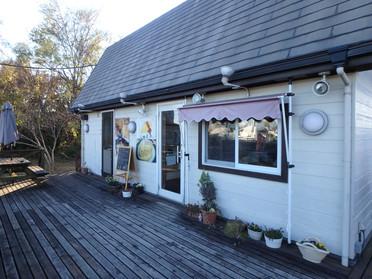 ログハウス調のお店☆