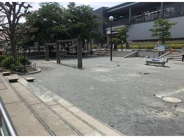 仙川駅前公園