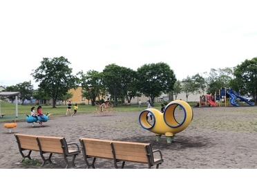 公園遊具広場