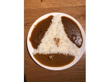 三種のカレー食べくらべ