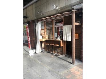 少しレトロな雰囲気あるお店の入口