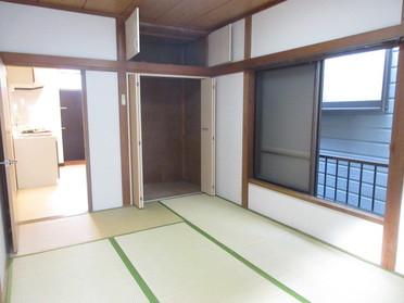 約6帖の和室のお部屋です♪畳が湿度調整してくれます