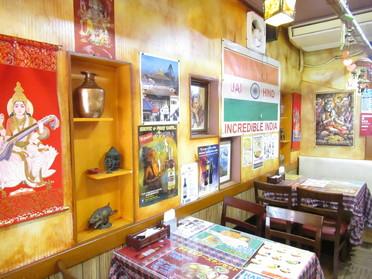 お店の内観です