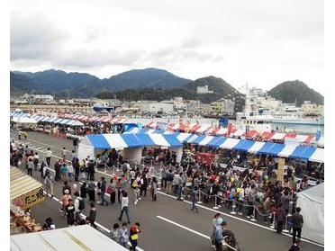 お祭りの様子